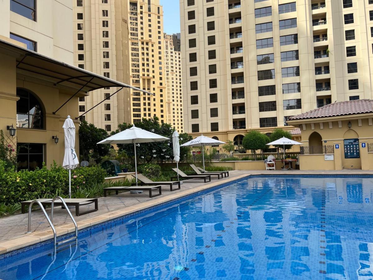 Lunar Hostel - Jbr Dubai Buitenkant foto