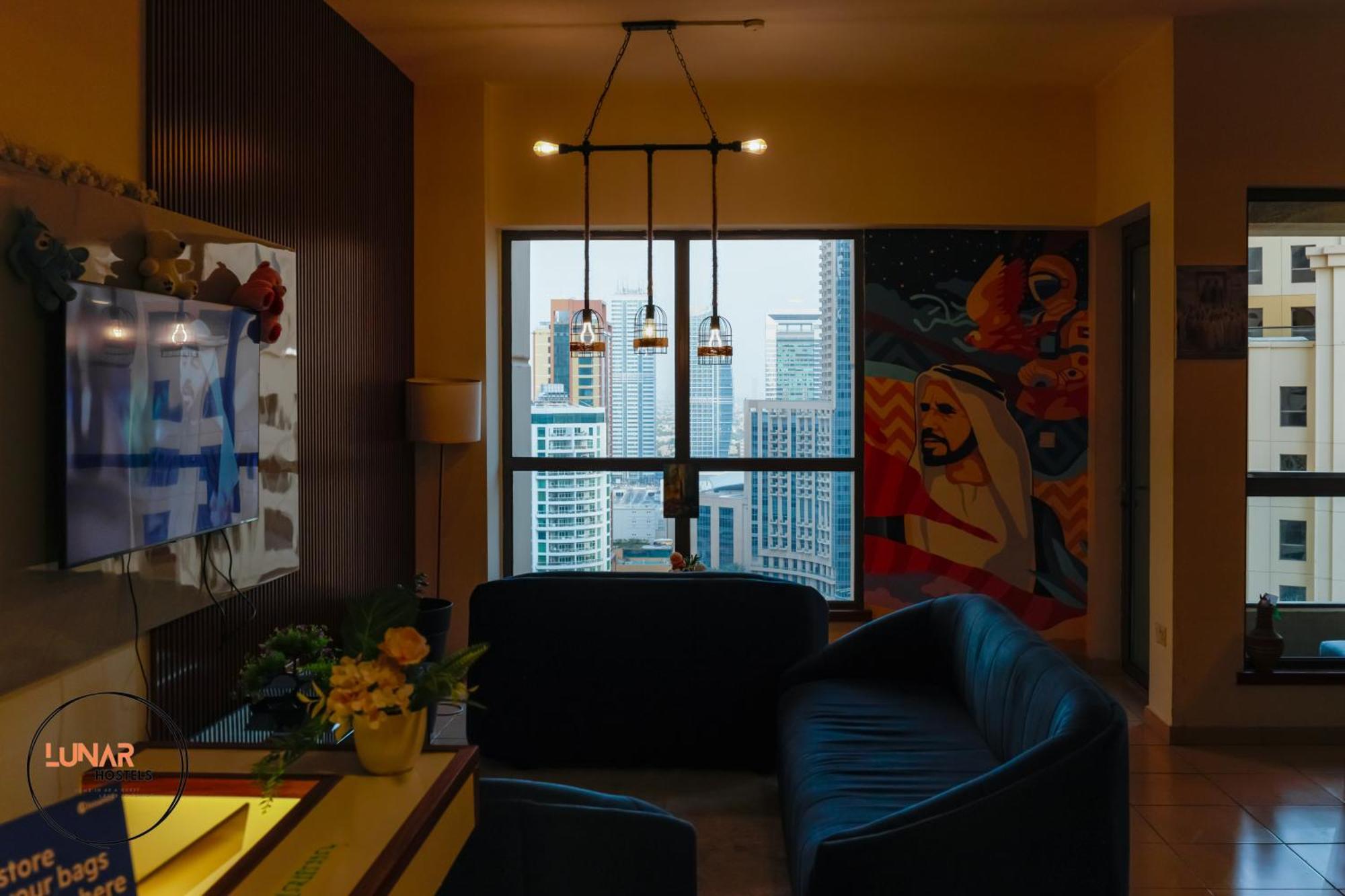 Lunar Hostel - Jbr Dubai Buitenkant foto