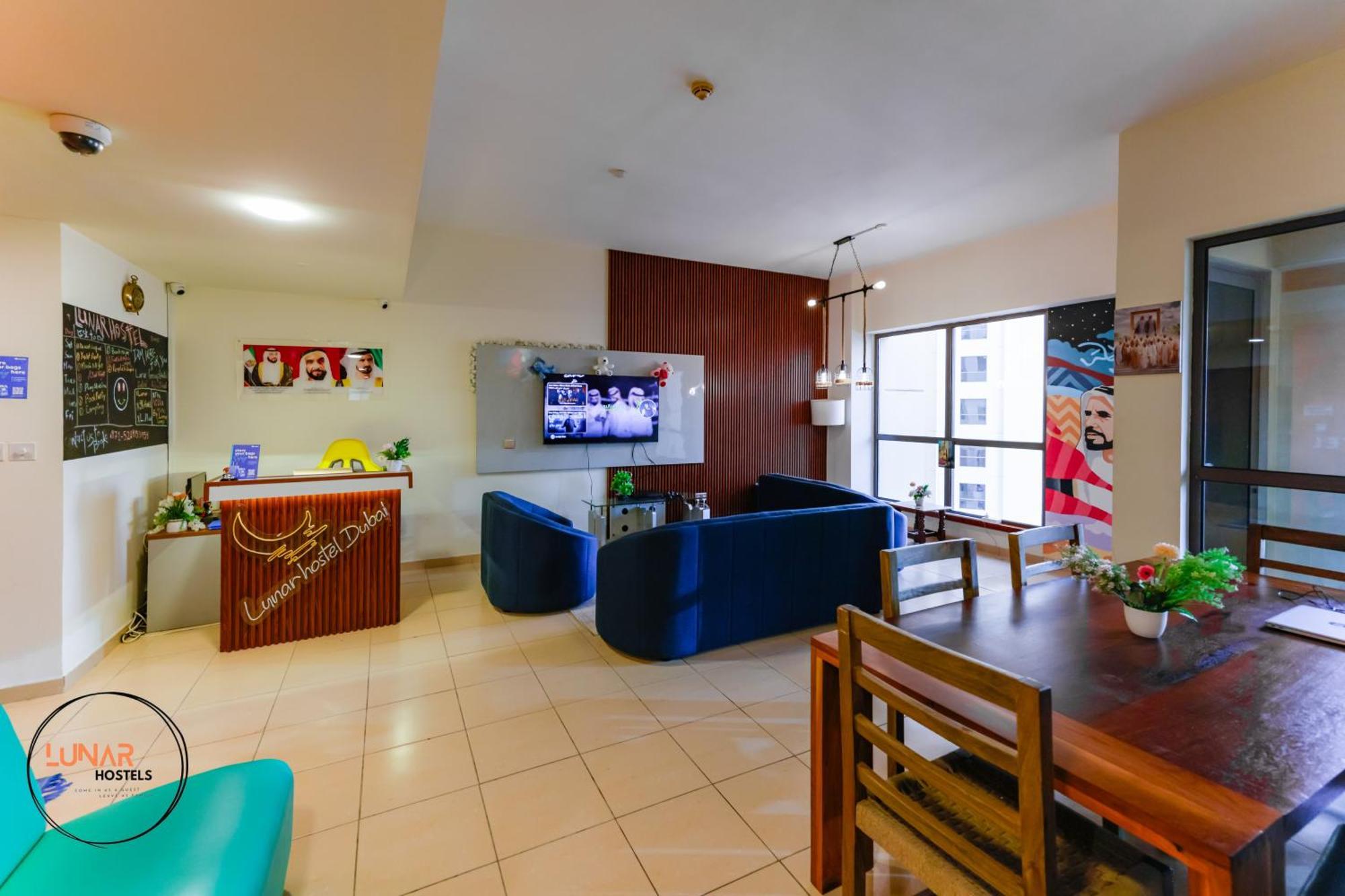 Lunar Hostel - Jbr Dubai Buitenkant foto