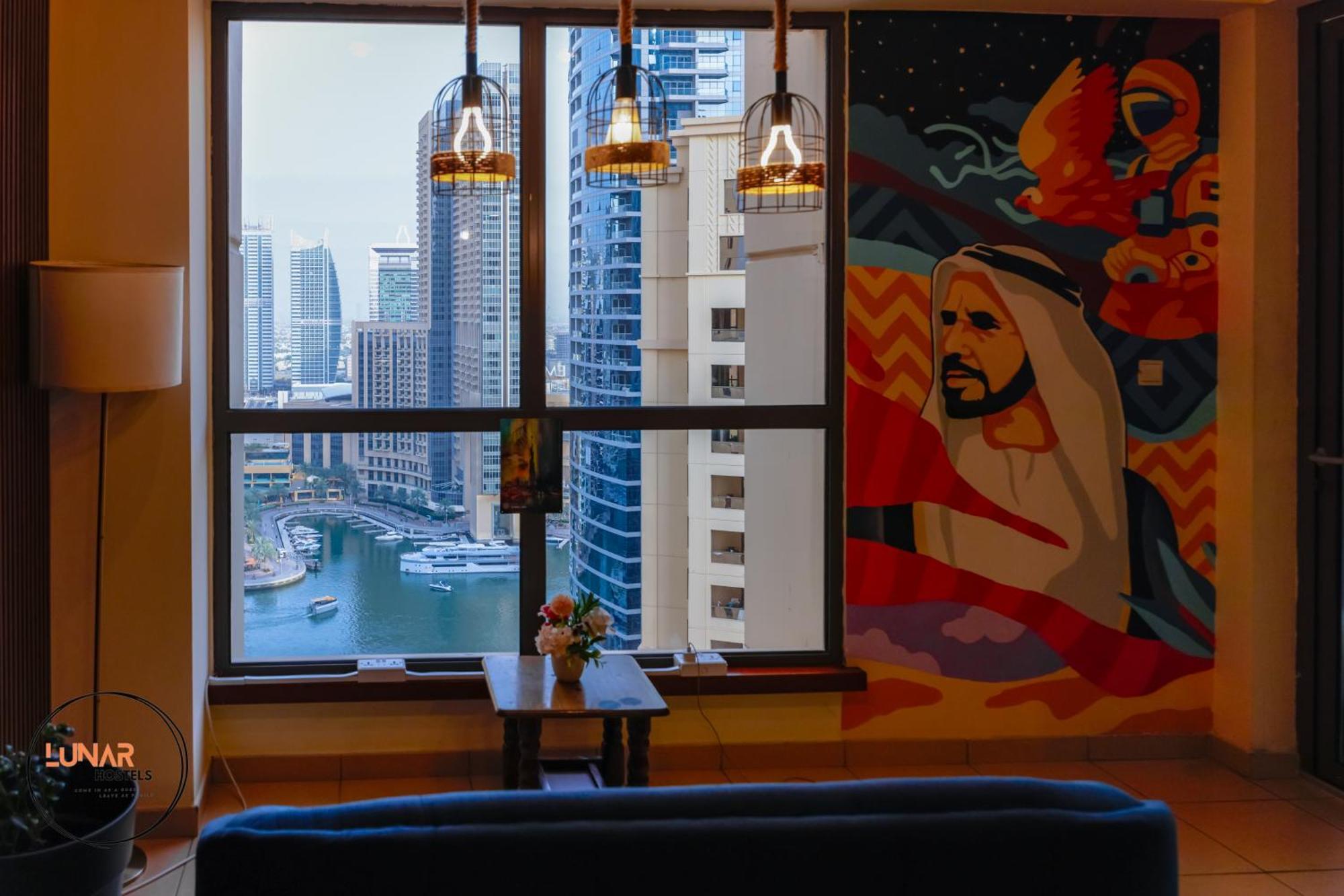 Lunar Hostel - Jbr Dubai Buitenkant foto