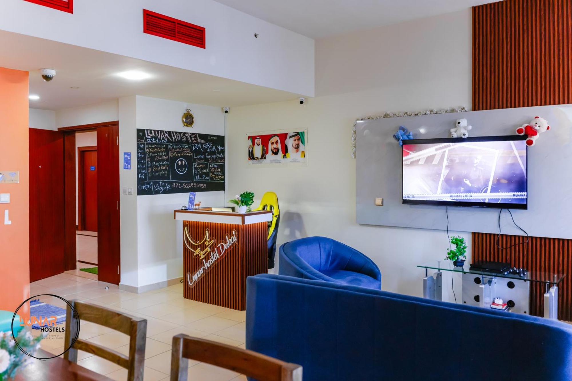 Lunar Hostel - Jbr Dubai Buitenkant foto