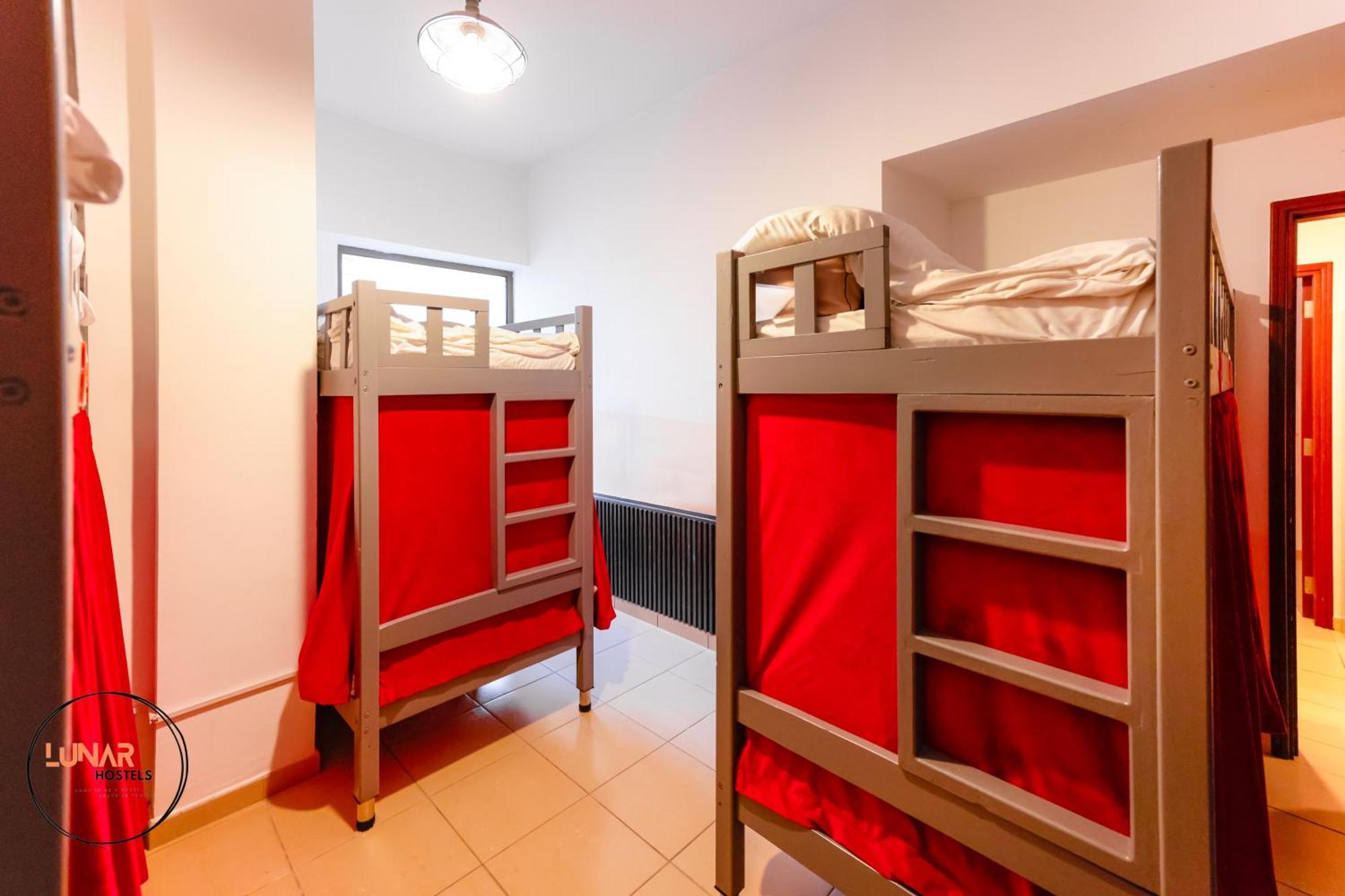 Lunar Hostel - Jbr Dubai Buitenkant foto