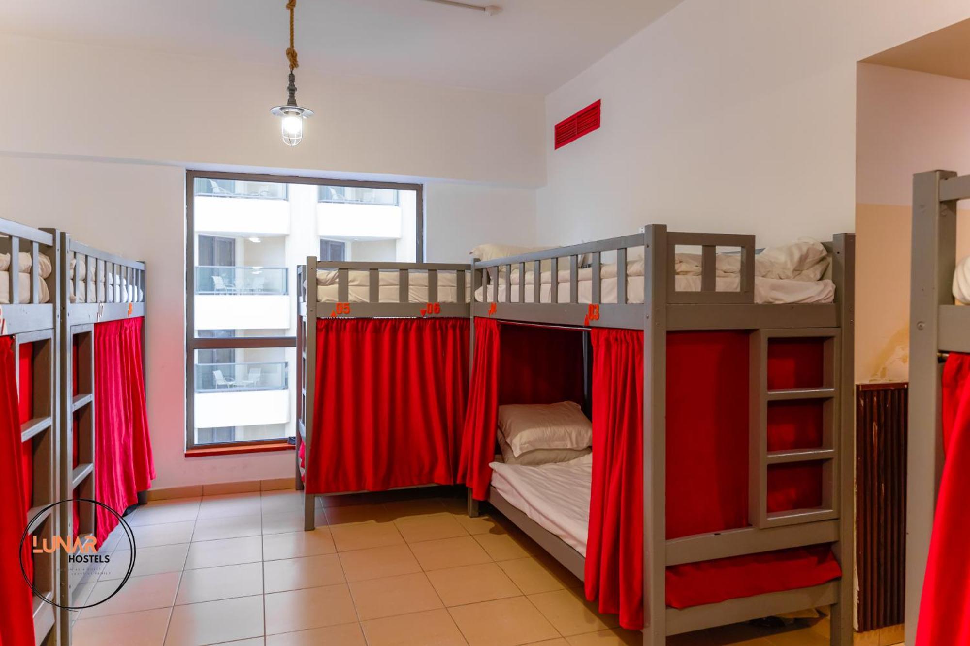 Lunar Hostel - Jbr Dubai Buitenkant foto