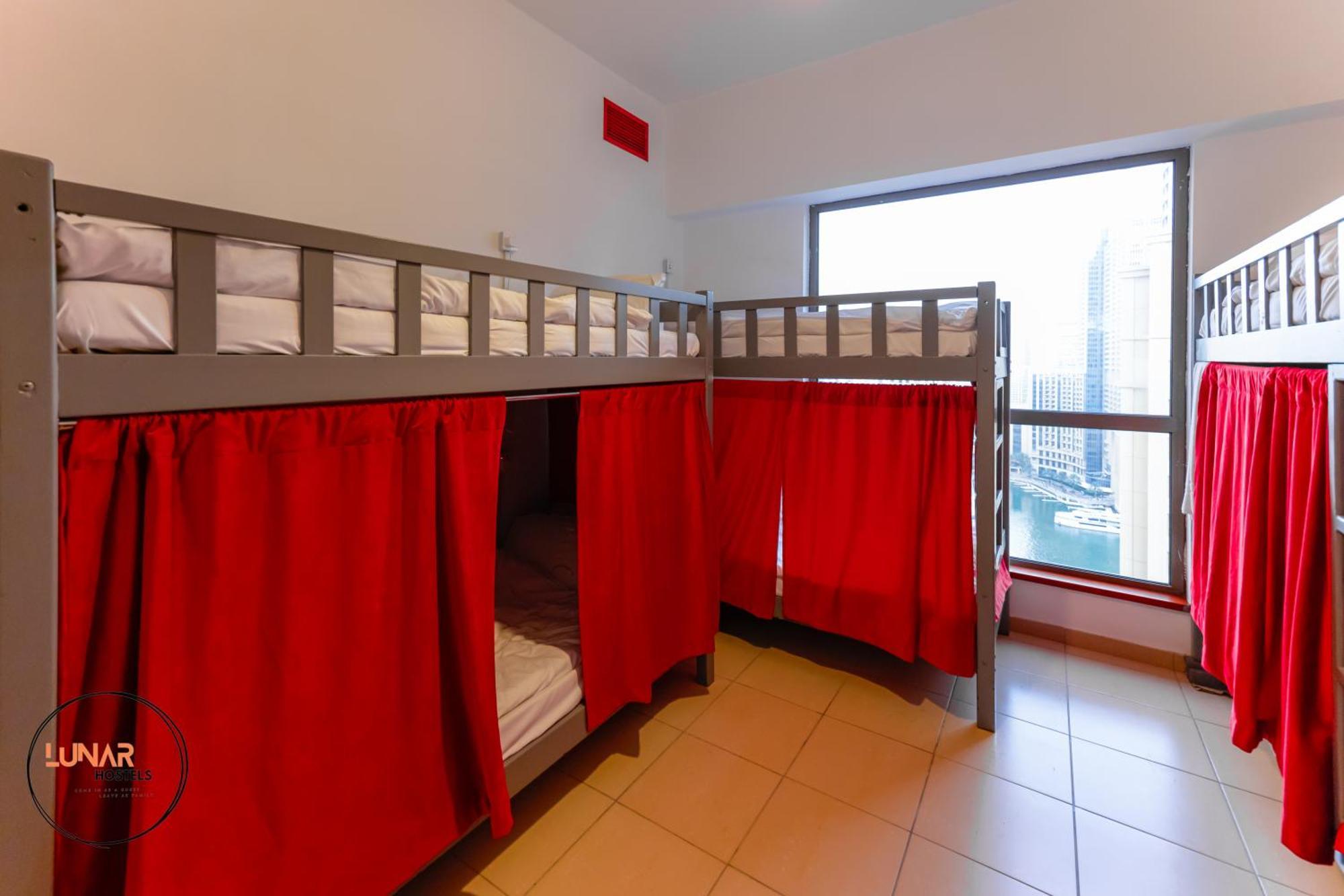 Lunar Hostel - Jbr Dubai Buitenkant foto